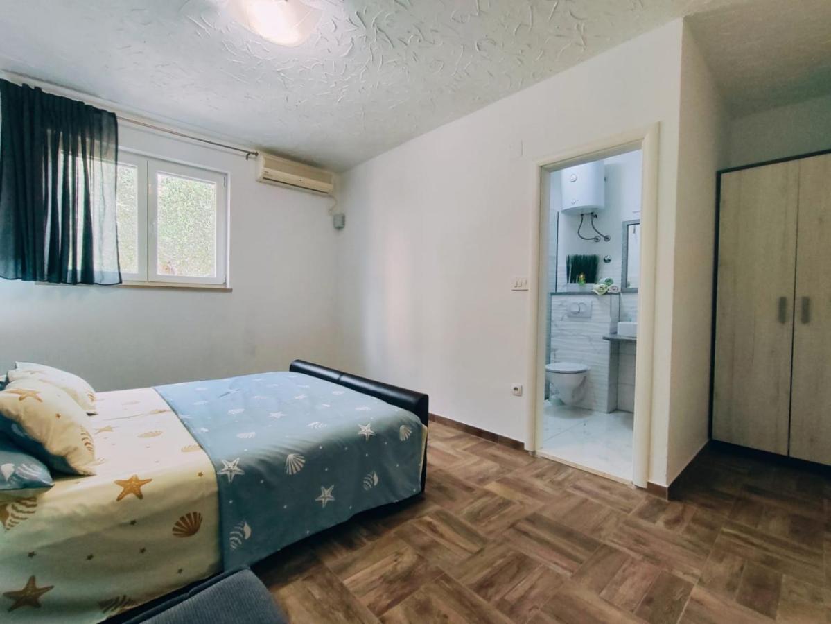 Apartmani Nada Mustapic ブレラ エクステリア 写真
