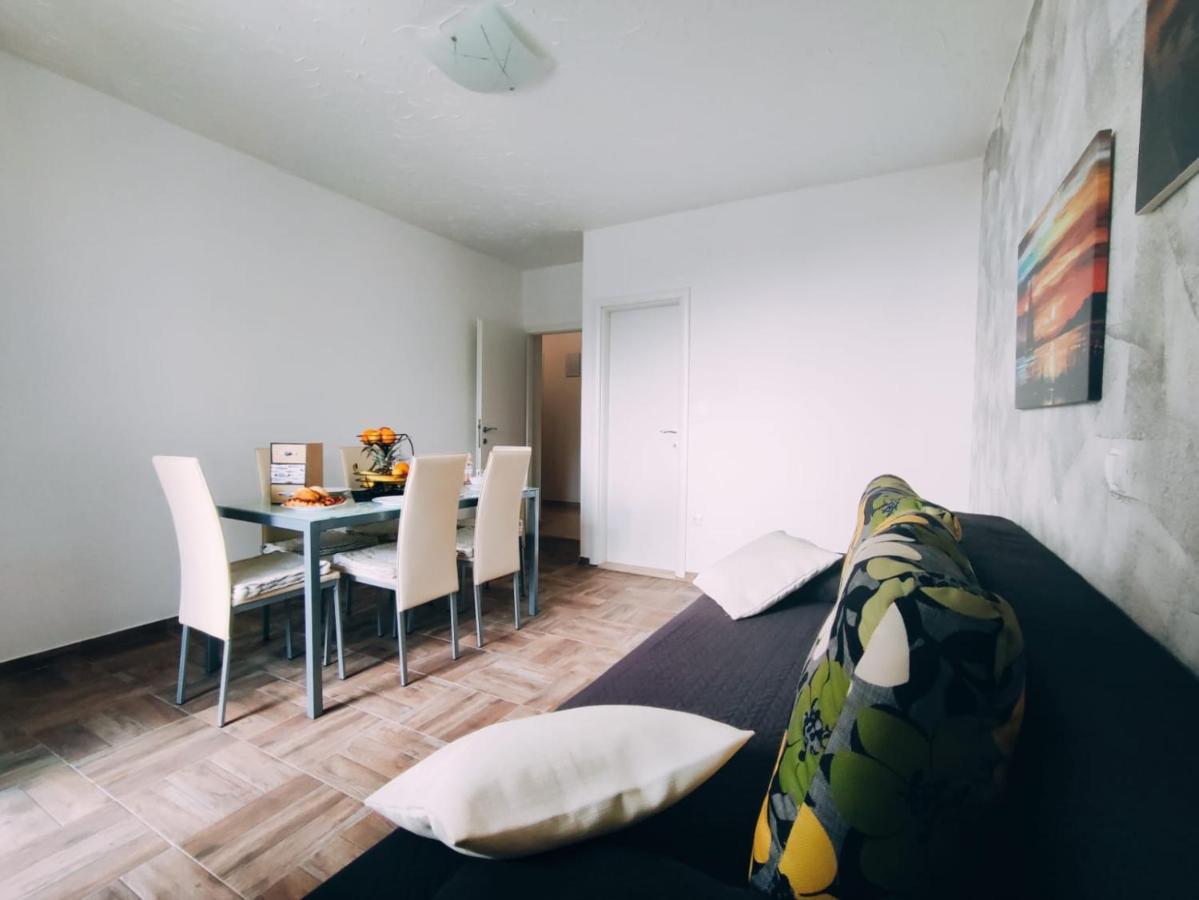 Apartmani Nada Mustapic ブレラ エクステリア 写真